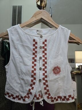 Billabong XS NWT Burnt Orange White Embroidered Vest Texas Game Day Boho